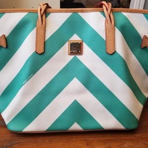 Dooney & Bourke Bailey Bag